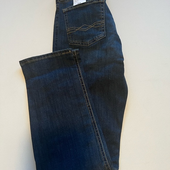 NWT Women's Denizen from Levi's Dark Blue Straight Jeans Size 14R Skinny (G3) - Picture 1 of 9